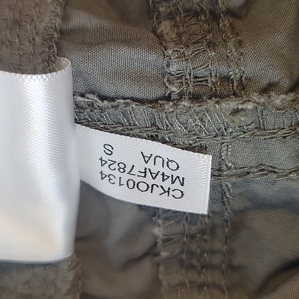Calvin Klein NWT Olive Green Capris Womens Size Small - Picture 8 of 15
